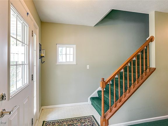 3rd image of 7195 Lexington Ct