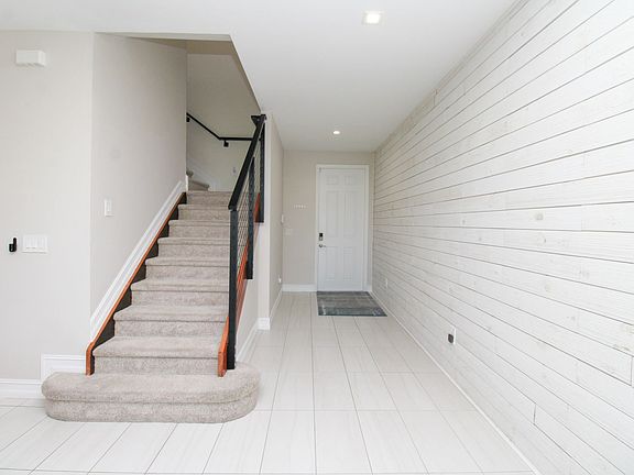 5th image of 7421 Rockefeller Dr