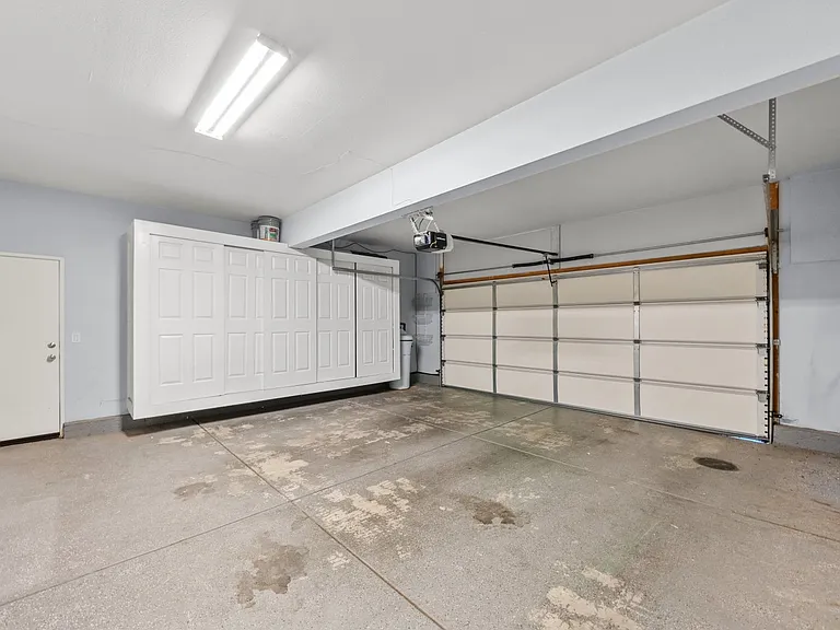 2658 Greenwood Ct — Photo 25