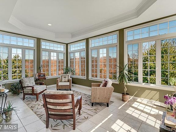 3rd image of 6294 Robin Ln