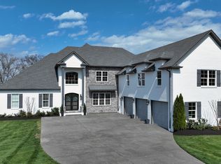 1447 Dickerson Bay Dr, Gallatin, TN 37066