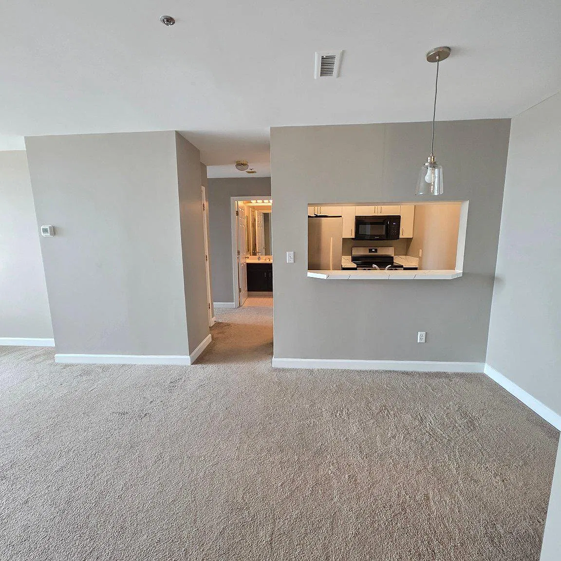 1 bed, 1.0 bath, 856 sqft, $2,200 — Photo 4