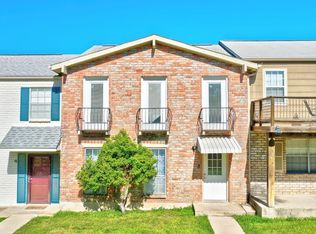 1940 Leslie Dr, Kerrville, TX 78028