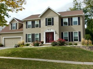 7405 Princeton Dr NE, Cedar Rapids, IA 52402