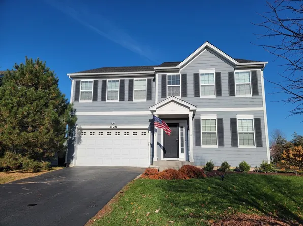 3128 Heritage Pkwy, Elgin, IL 60124