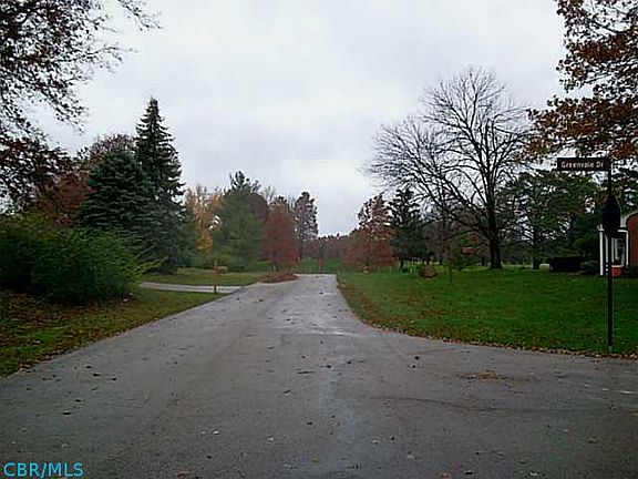 3rd image of 3067 Greenvale Dr