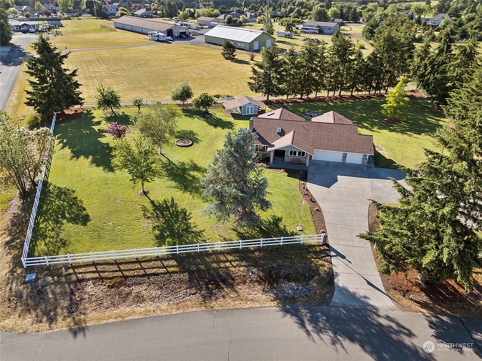 1st image of 3721 Yorkshire Drive SE