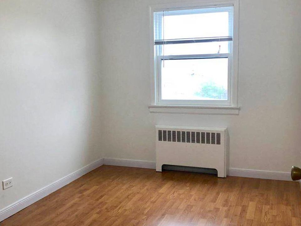 1st image of 12206 26th Ave
