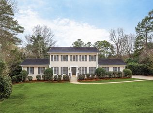3255 Spalding Dr, Sandy Springs, GA 30350