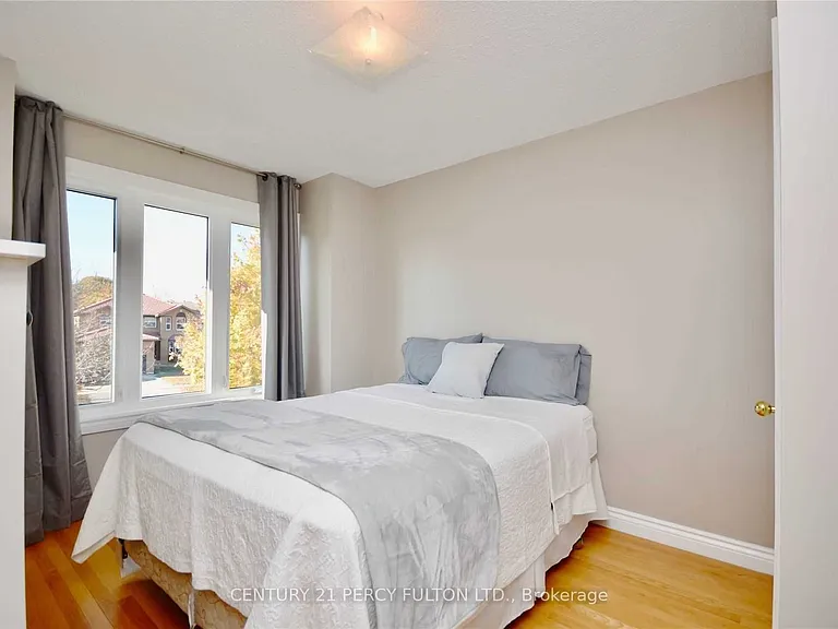 251 Livingstone St W #UPPER — Photo 18