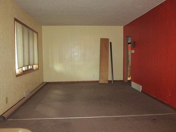 5th image of 1003 6th Ave S