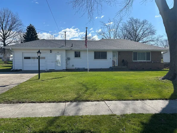 510 E 3rd St S, Newton, IA 50208