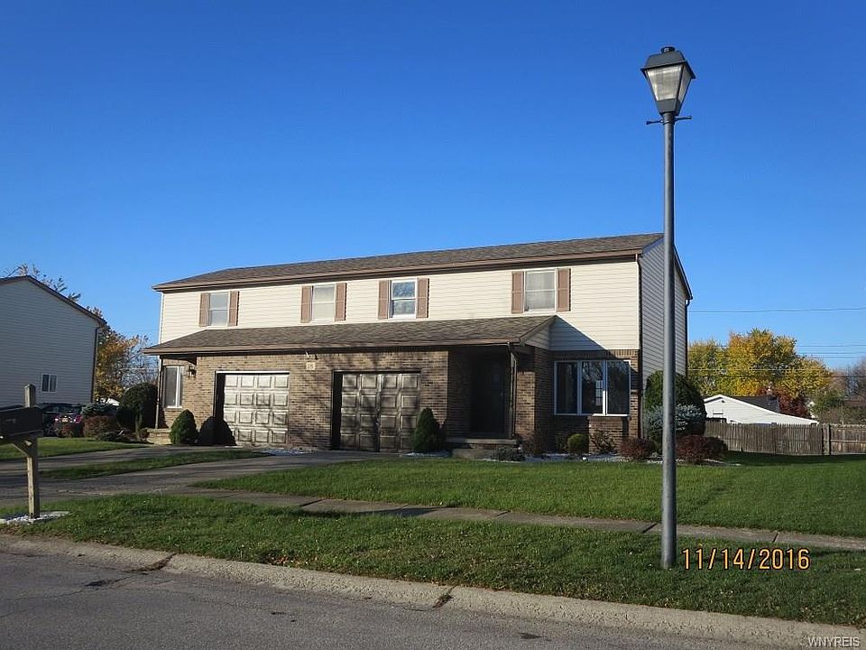 2nd image of 18 Bert Rd