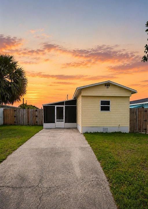 1st image of 6726 ALBATROSS LANE