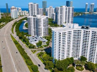 3300 NE 192nd St APT 807, Aventura, FL 33180