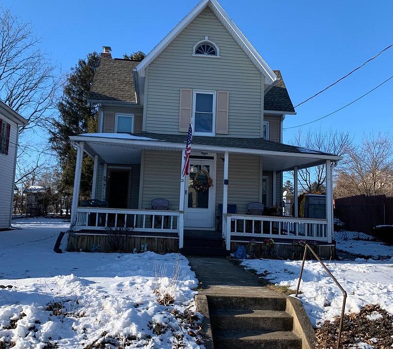 1st image of 21 W Maple St