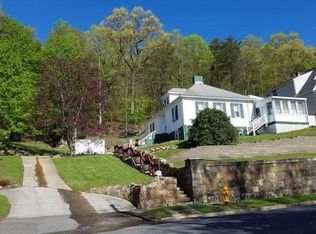 901 Edgewood Dr, Cumberland, MD 21502