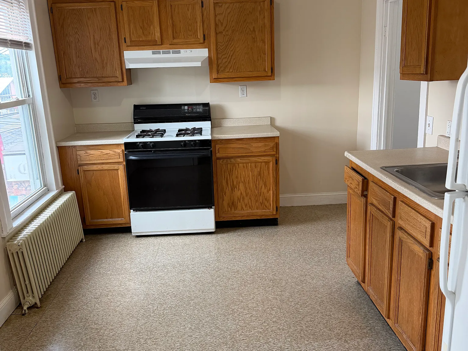 2 bed, 675 sqft, $1,100 — Photo 1