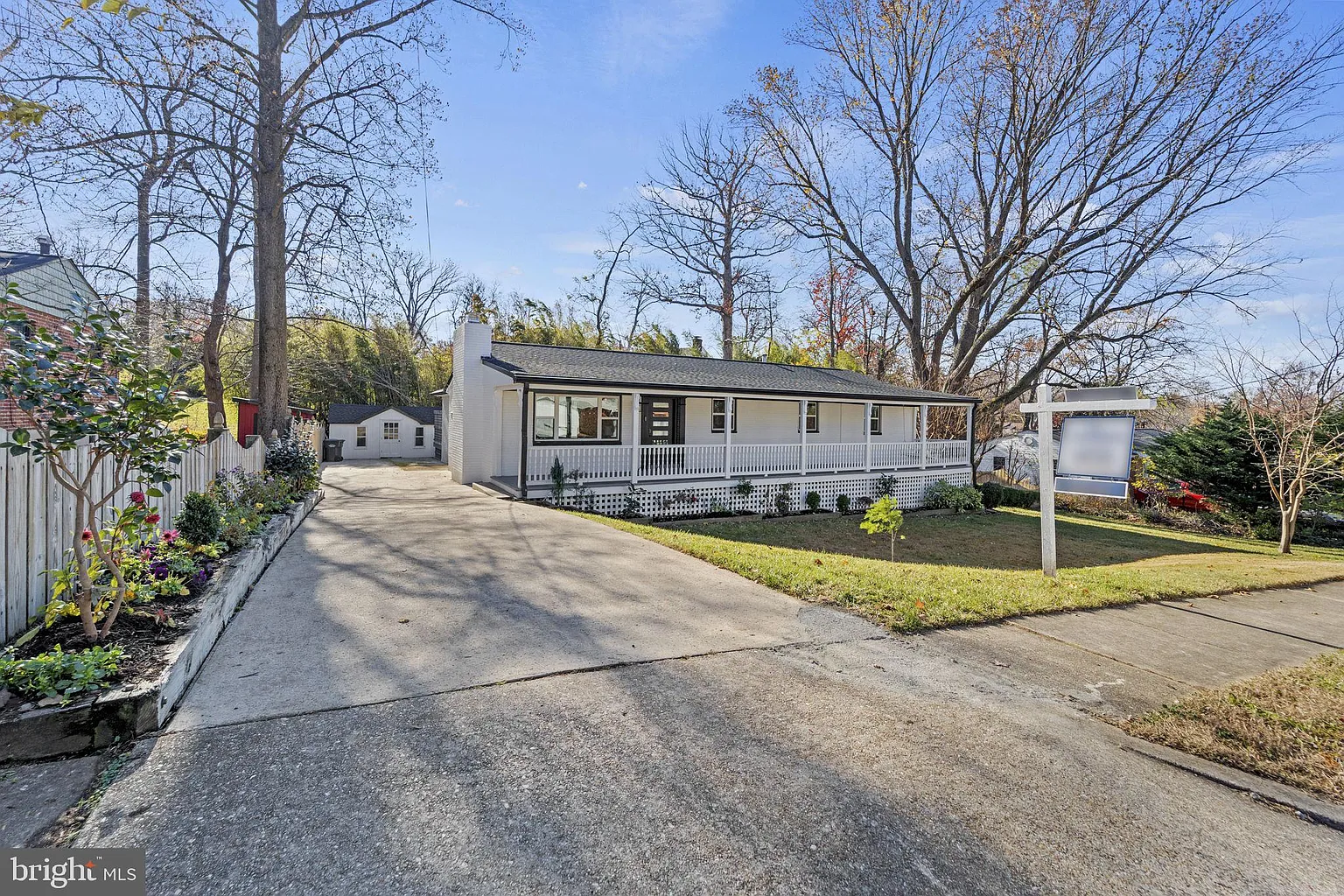 4703 Care Dr photo 1