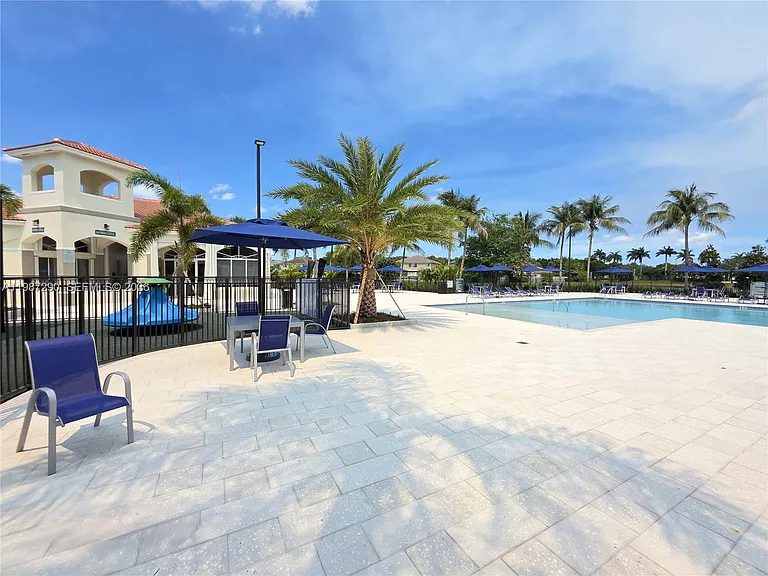 16404 Diamond Head Dr — Photo 41
