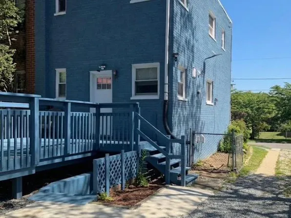 1821 Longfellow St, Hyattsville, MD 20782