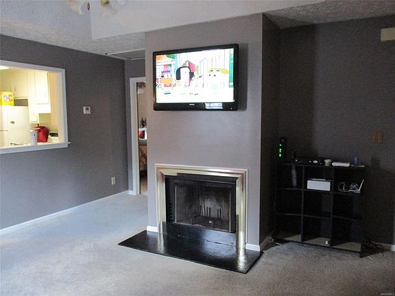 5th image of 2745 Country Brook Dr