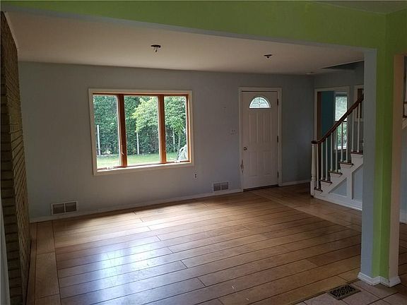 2nd image of 24 Cortelyous Ln