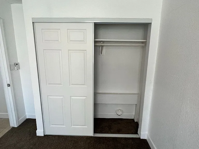 6104 Chia Ave — Photo 15