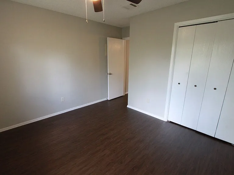 11603 Poplar Cv — Photo 15