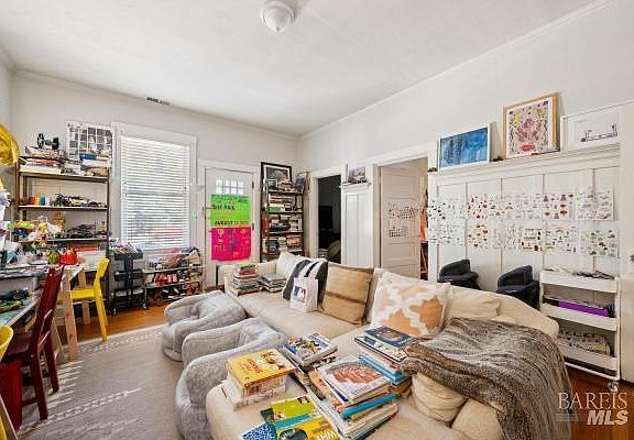 4th image of 829 San Anselmo Avenue