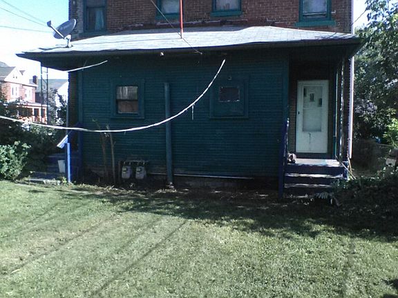 2nd image of 1543-1545 Granville St