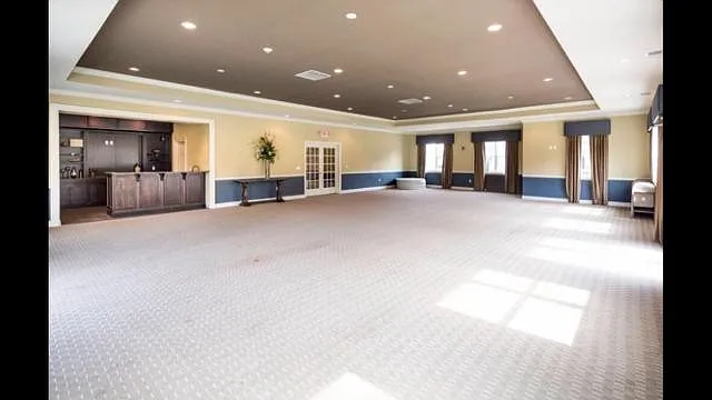 642 Doral Ct — Photo 17