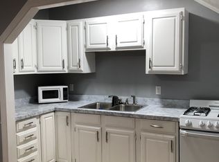 44 Malvey St APT 3, Fall River, MA 02720