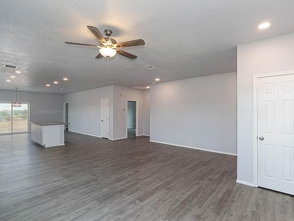 4th image of 3030 W Corridos Dr