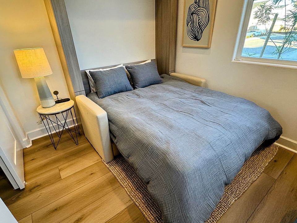 Extremely easy to use Murphy bed