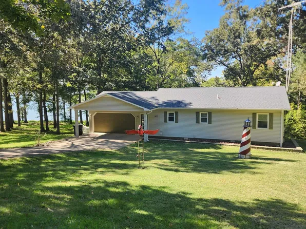 37 Lands End Rd, Cadiz, KY 42211