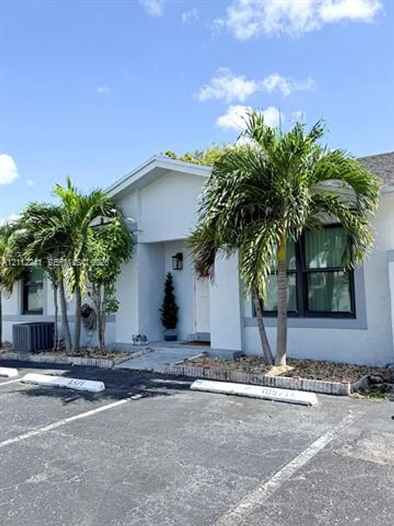 6477 SW 152nd Pl cu-5-77, Miami, FL 33193 — Photo 2