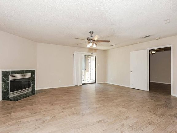 5th image of 2446 Claremont Dr #6434