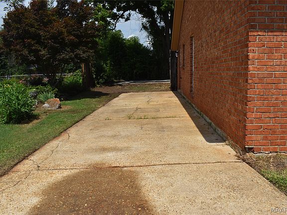 3rd image of 533 Glade Park Loop