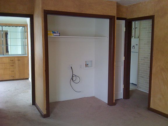 2nd image of 280 E Helm Ave
