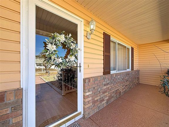4th image of 9826 SE 178th Ln