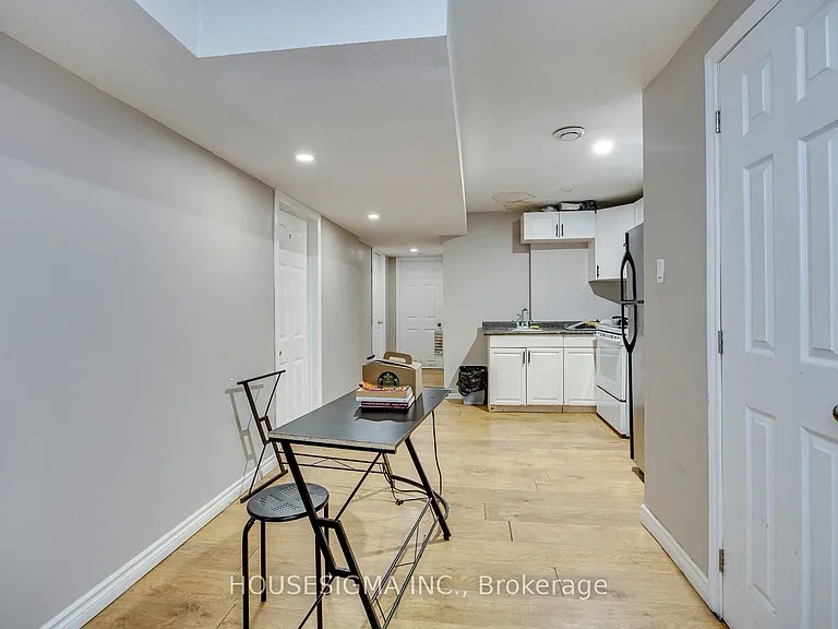 115 Scenic Wood Cres — Photo 25