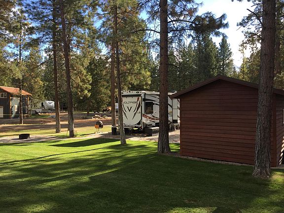3rd image of 178 Kokanee Dr