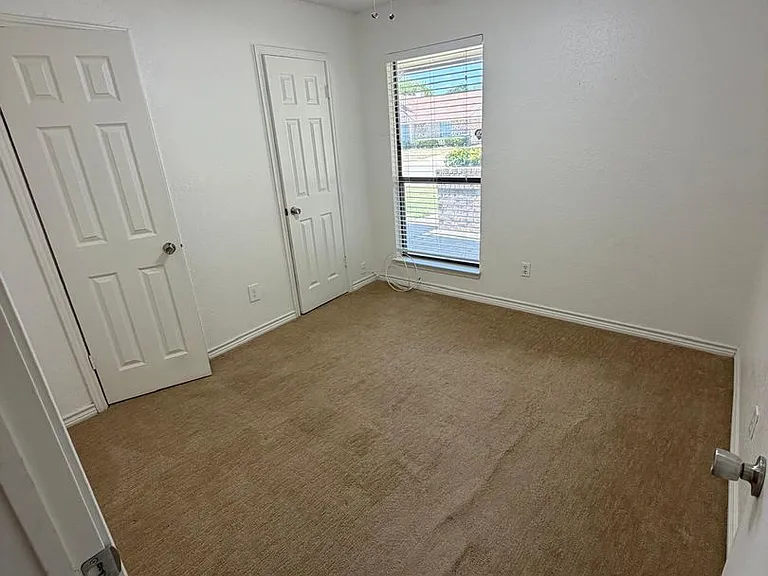 3006 Post Oak Dr — Photo 11