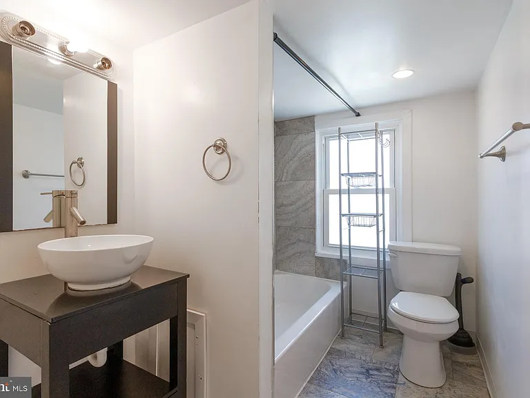 1213 Friendship St — Photo 18