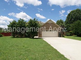 814 Carter Grove Rd, Toney, AL 35773