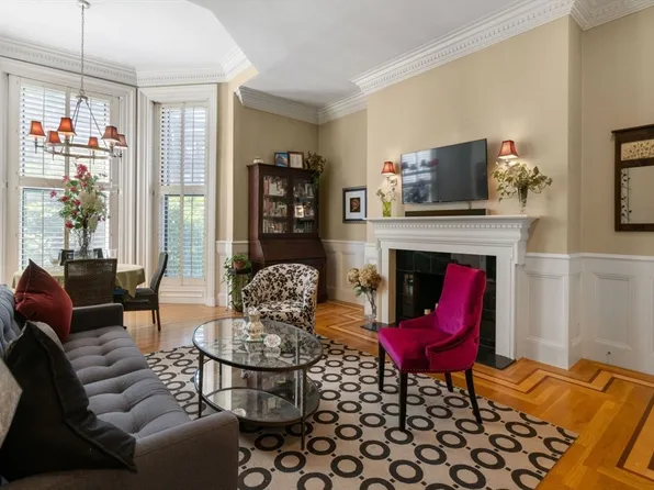 322 Beacon St APT 3, Boston, MA 02116