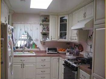 5th image of 4270 Dwight St