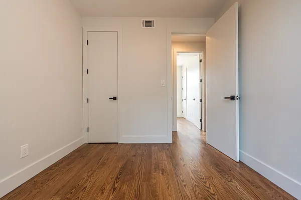 Rented by Nooklyn NYC LLC | media 5