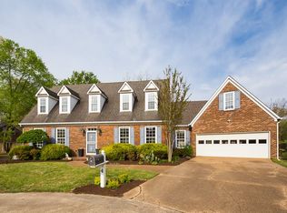 4 Weatherstone Dr, Jackson, TN 38305